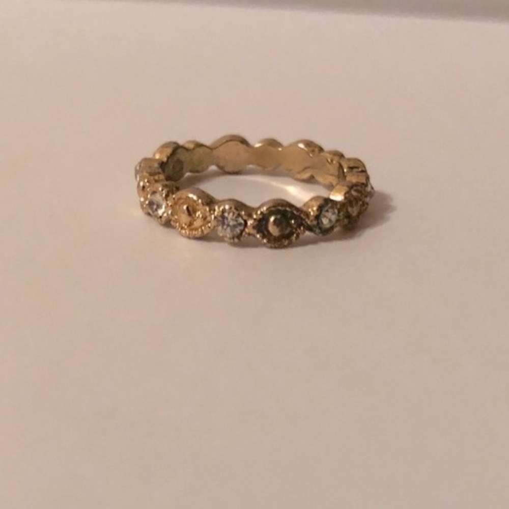 ❤️Gold Ring with Faux Diamonds